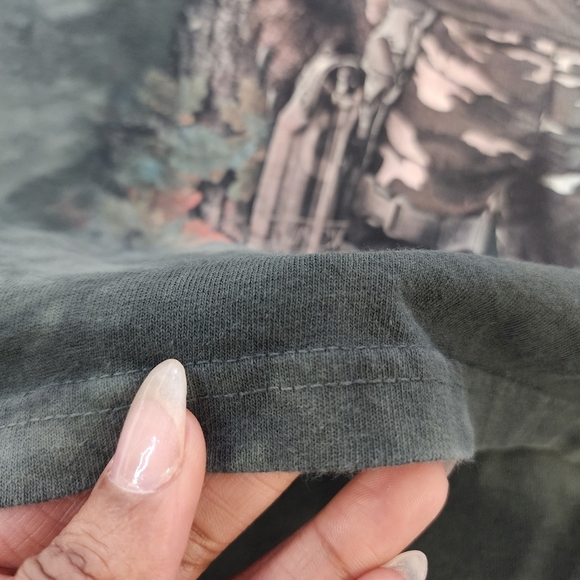 The Mountain Graphic Bear Print T-Shirt Green, sz MD - Picture 12 of 12